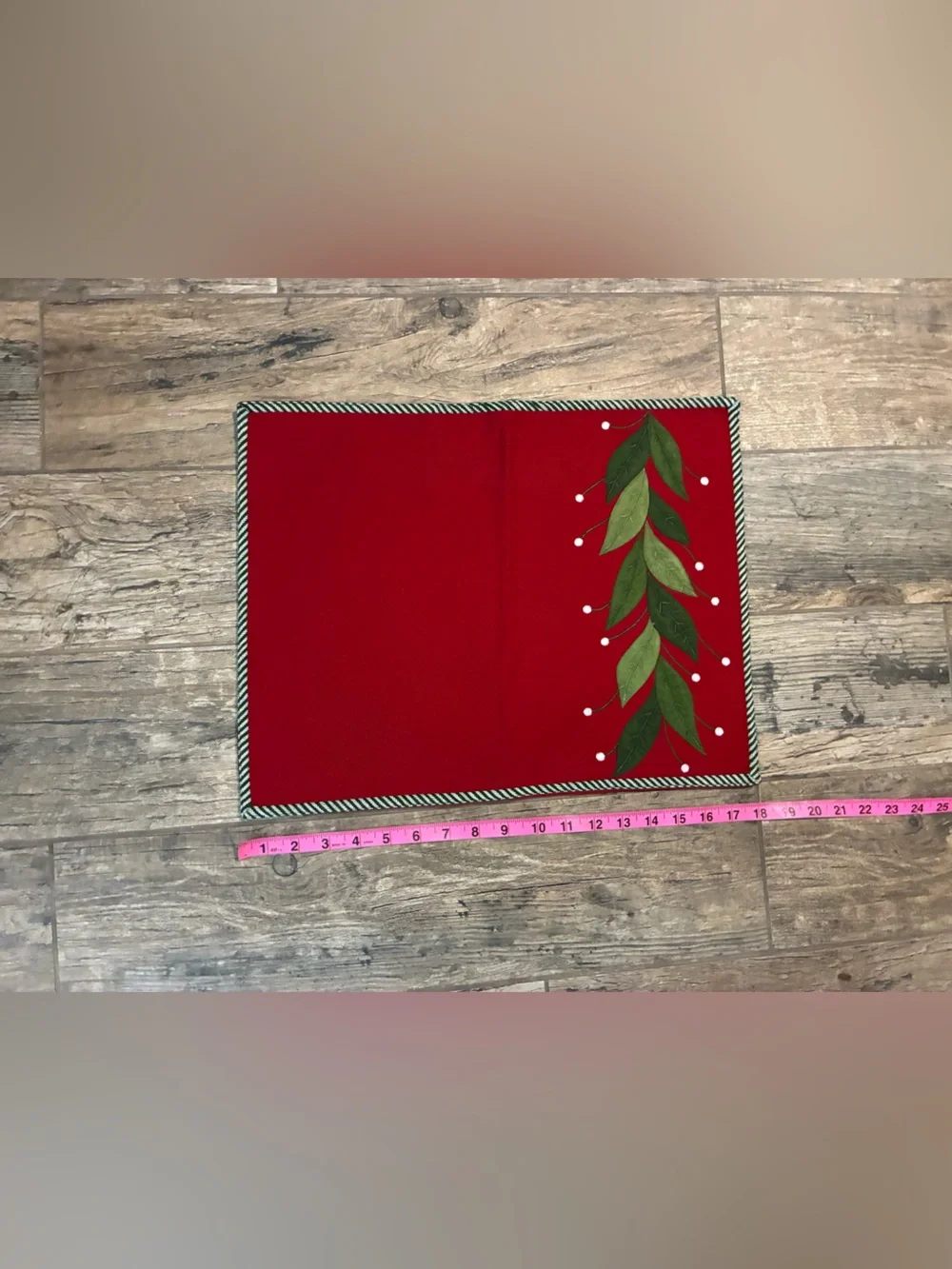 Crate&Barrel (12) Red holiday Placemat with mistletoe holiday design